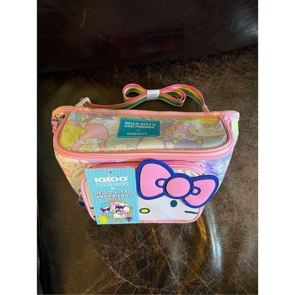 Sanrio x Igloo Hello Kitty & Friends Fanny Pack/Lunch Cooler - Picture 2 of 7